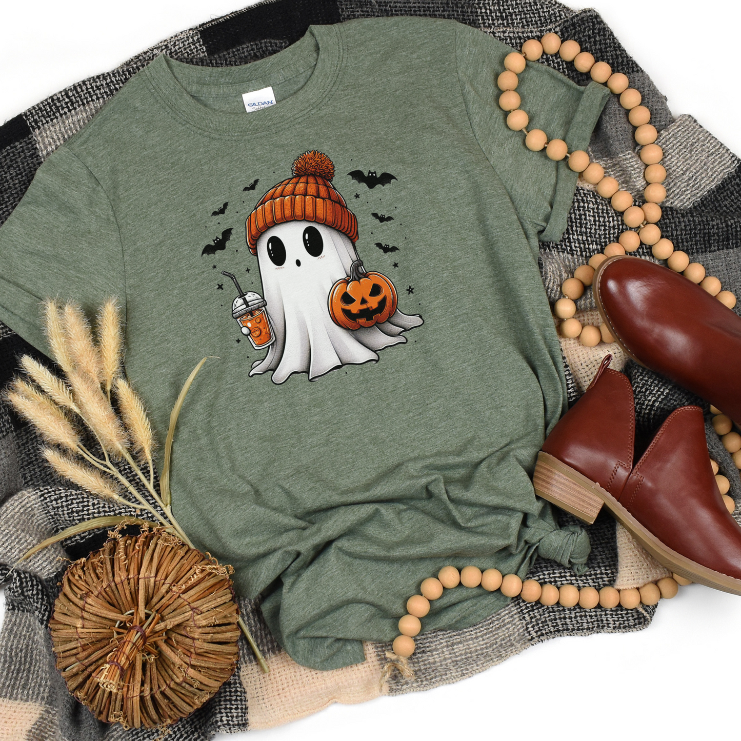 Cute women's Halloween ghost t-shirt for casual fall outfits
