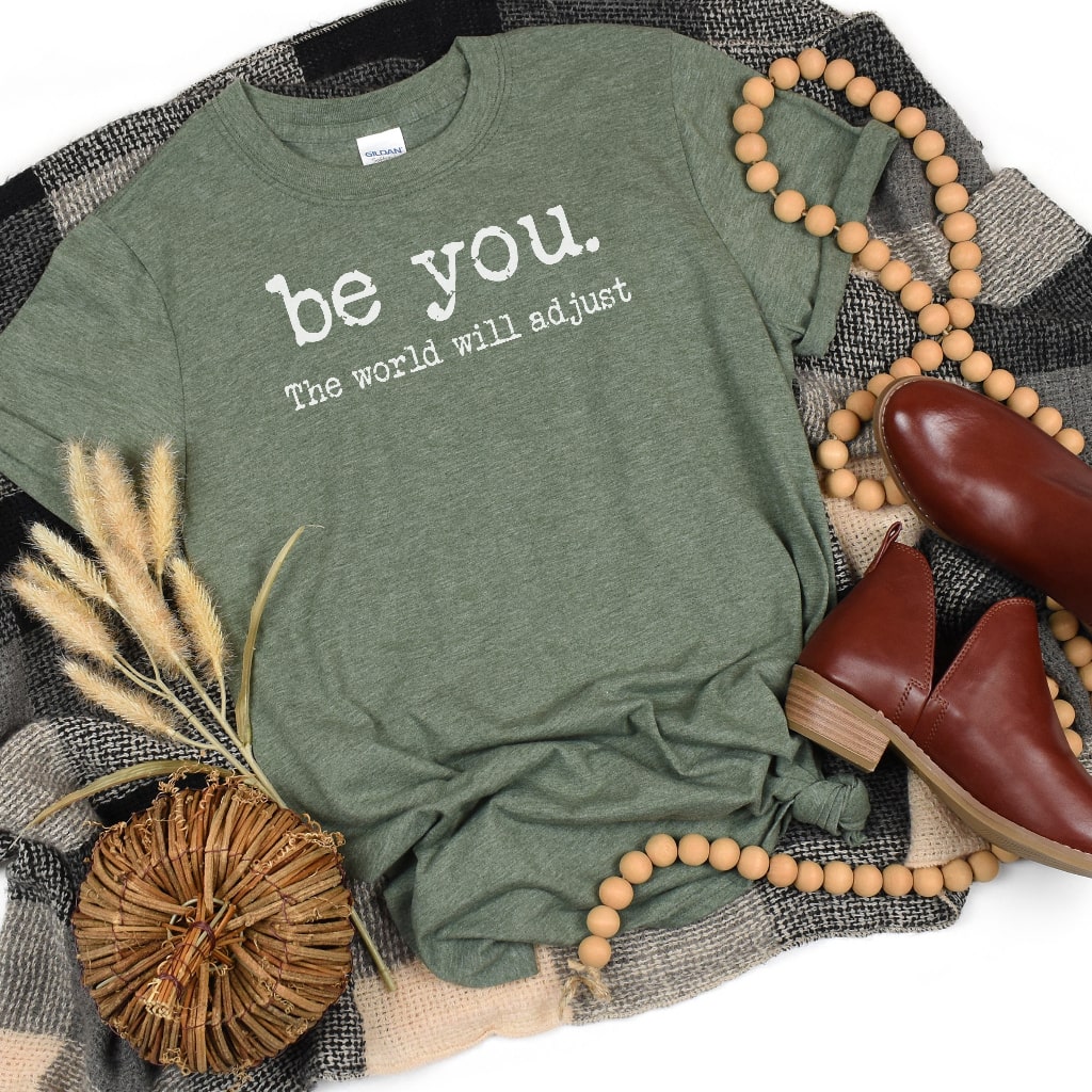 Lightweight, super-soft t-shirt with trendy typography
