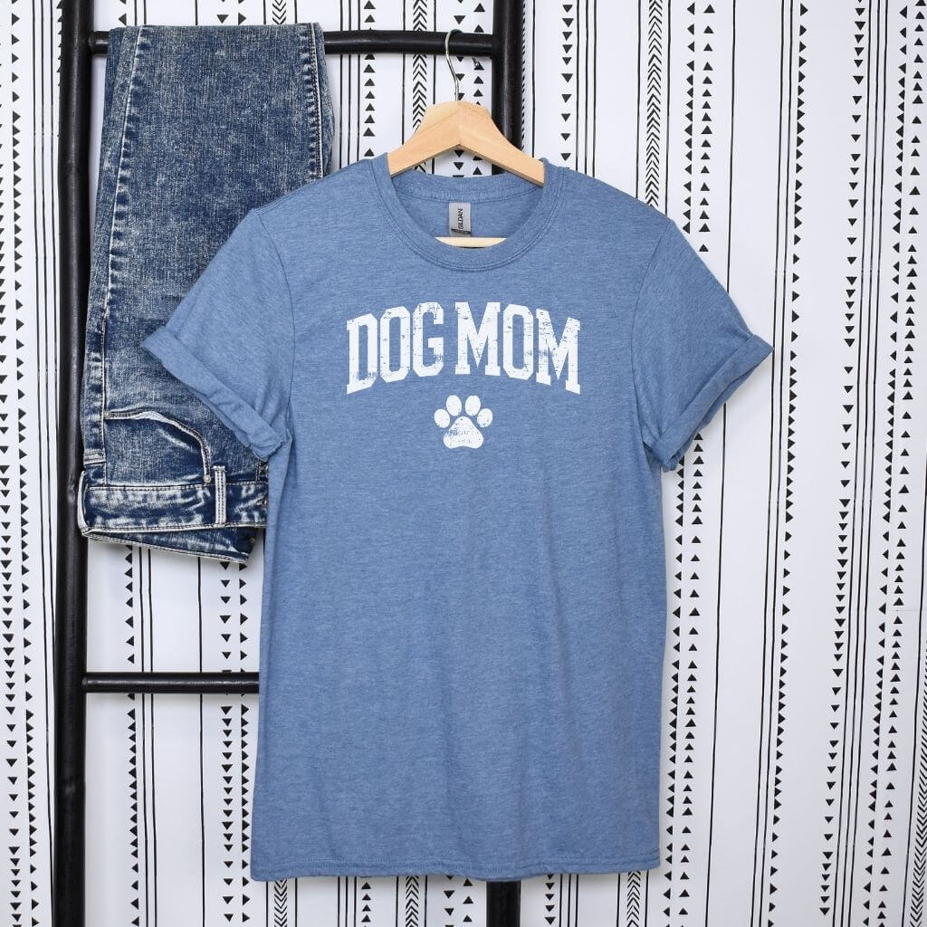 Affordable fashionable shirt for pet moms