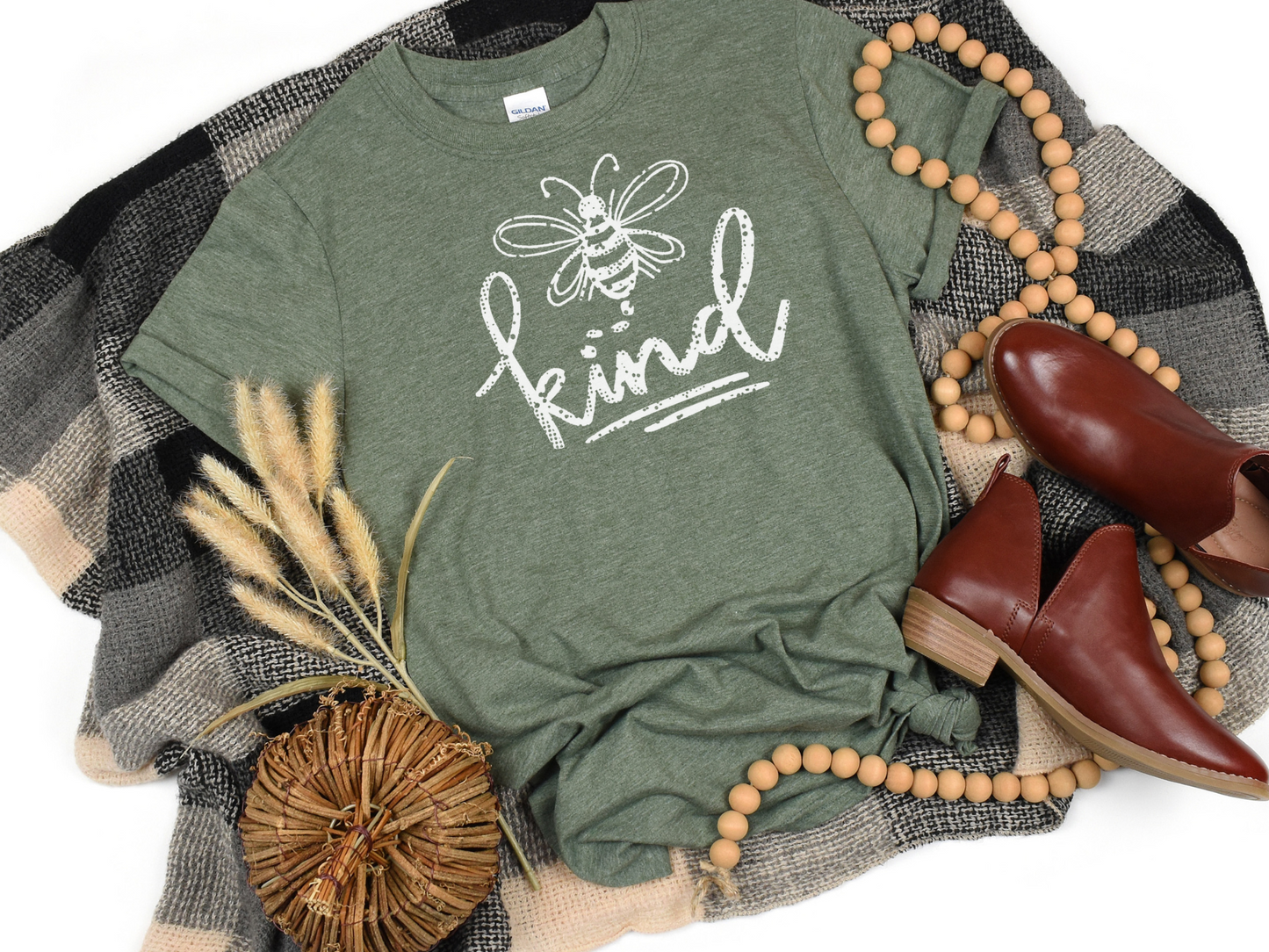  soft bee print casual tee