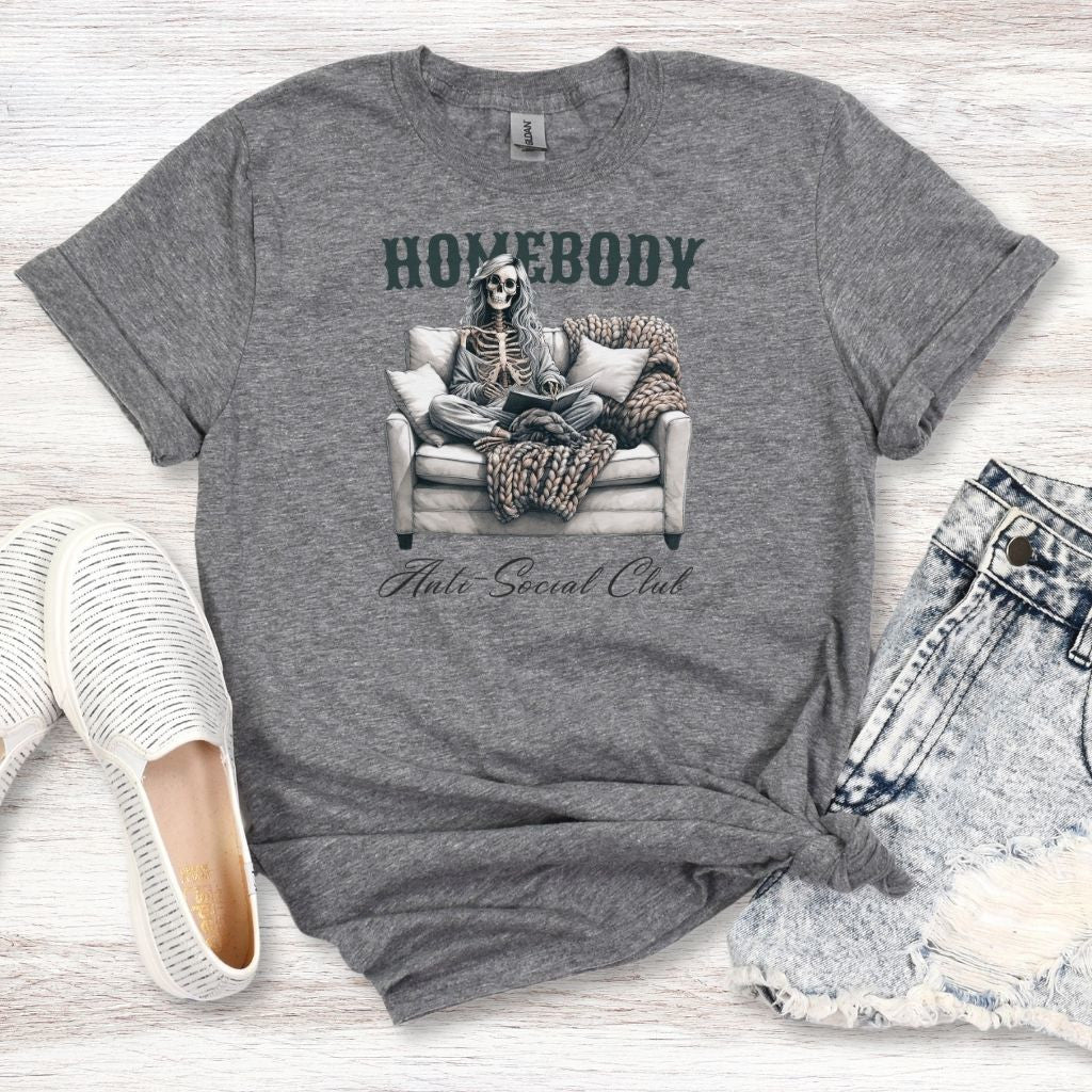 Trendy aesthetic graphic shirt for everyday wear
