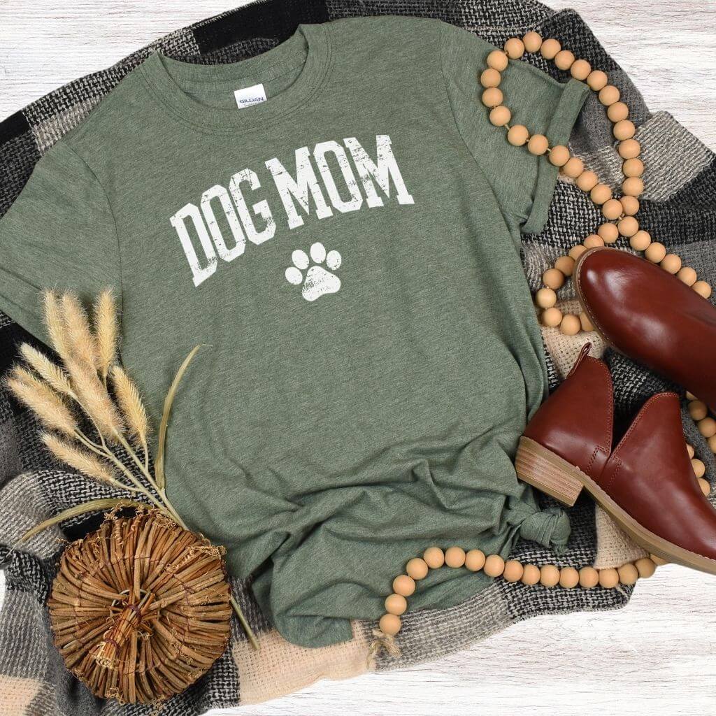 Unique vintage-style dog mom graphic shirt